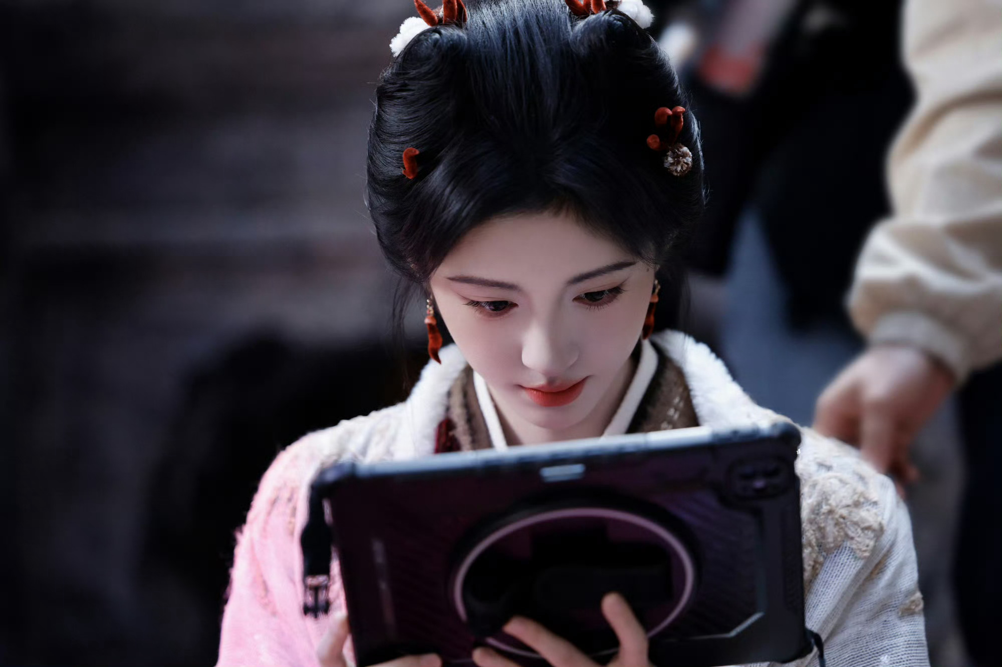 jjy鞠婧祎阿黛 jjy鞠婧祎来战 “即使不能见到你，我也很庆幸，因为我能在青春