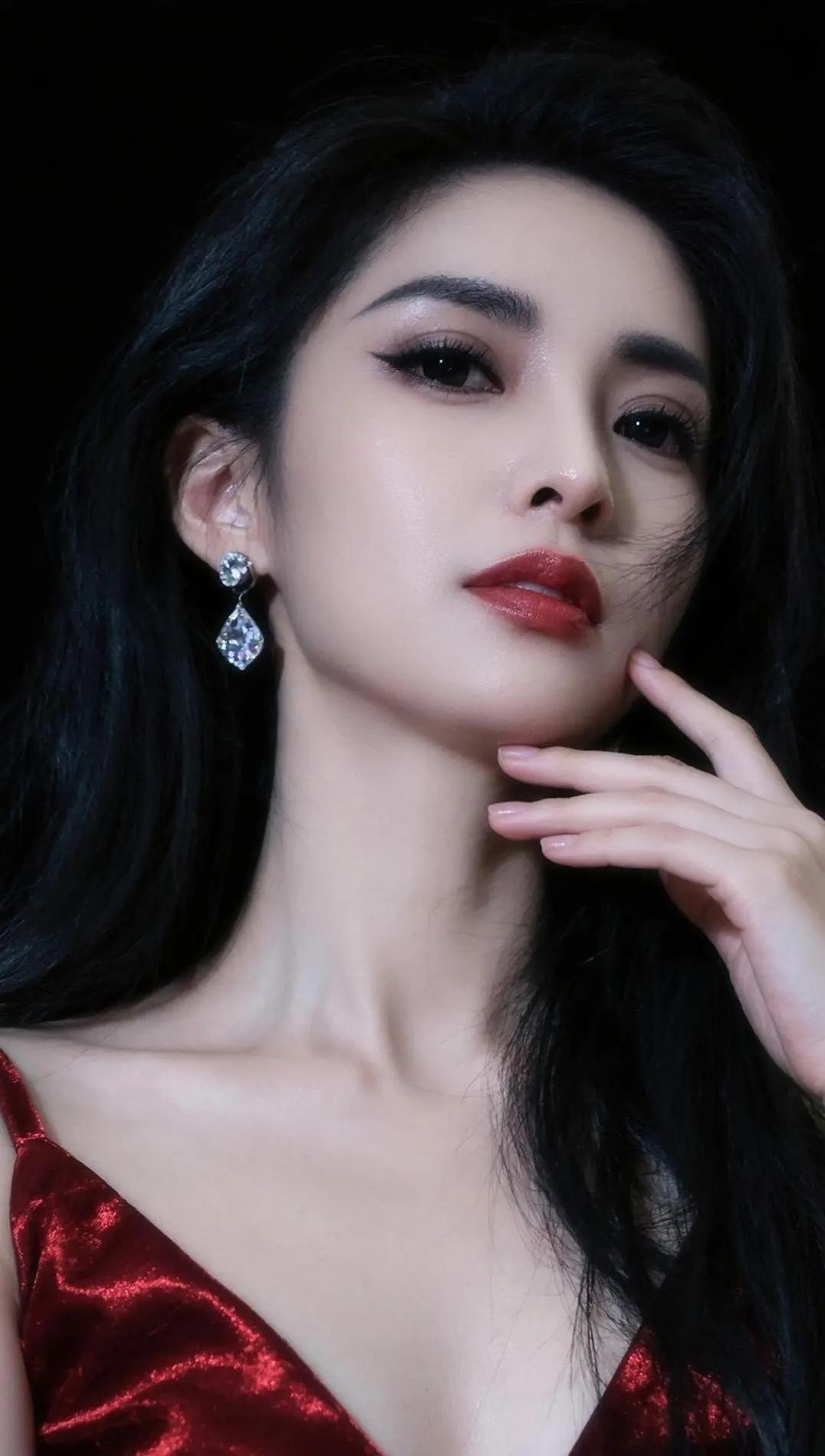 二斤桃花酿做酒，万杯不及你温柔