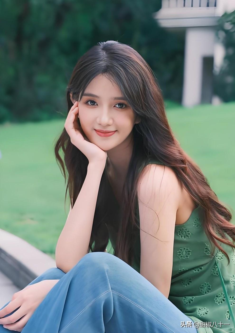 田曦薇的樊长玉演的好，

孔雪儿的俞浅浅演的也好，

可相比之下，个人感觉饰演长