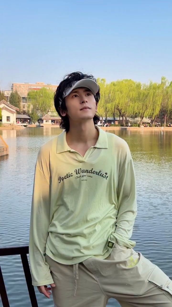 你导儿一本正经地逗你开心 