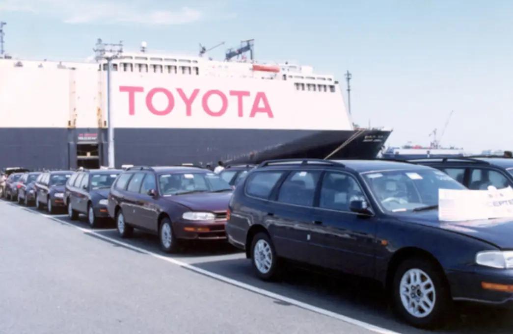 日本大概率撑不过十年，十年之内日本很可能将会从发达国家沦为发展中国家
 
本田，