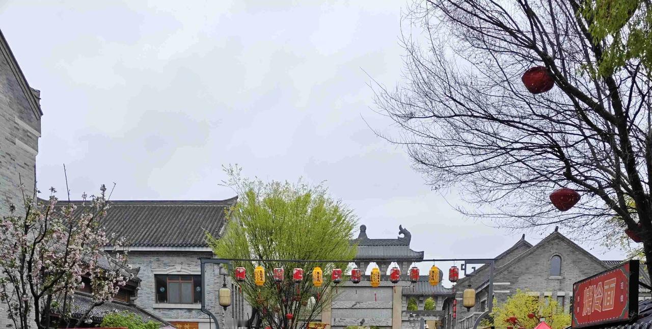 我的今日状态：😁轻松愉快
我这里的天气：☀️晴天