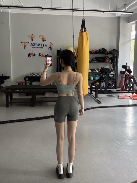一周五练 都是姐该得的