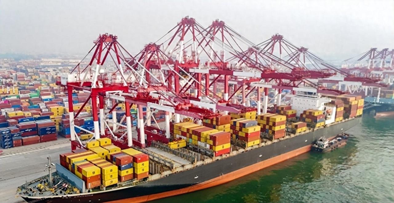 对美贸易额下跌16.9%，看似危机实则暗藏惊喜，外贸格局悄然生变


2026年