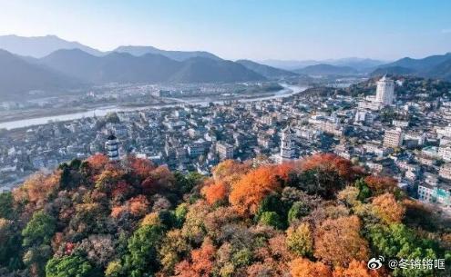 一亿次奔赴诗路高铁打开临海发展新画卷杭绍台高铁客流突破1亿人次！这条诗路高铁架起