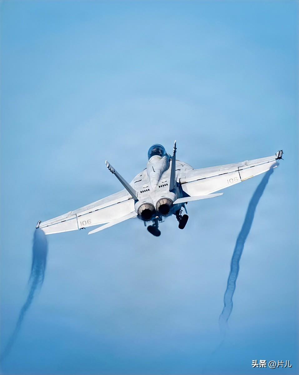 突发消息！以色列的一架美制F16战斗机被伊朗击落。刚刚，伊朗军方向外界宣布，在当