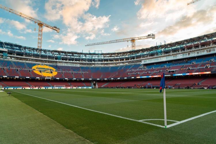 巴萨官方：诺坎普球场将申办2029年欧冠决赛足球 2月3日讯 巴萨官方宣布，将与