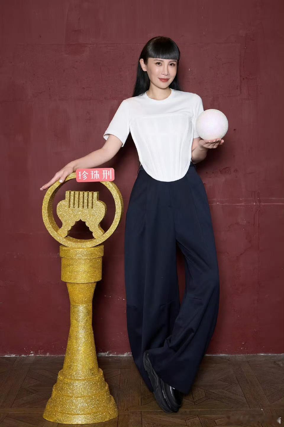 魏如萱二封金曲歌后恭喜！！！ ​​​