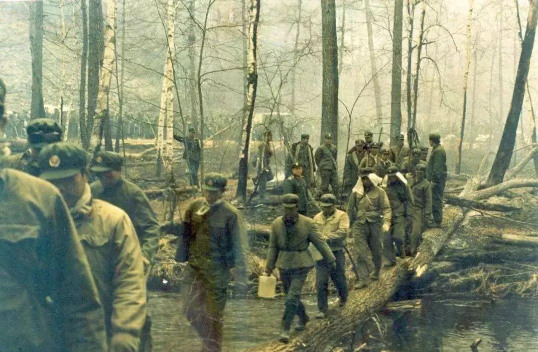 每个国家在发展的道路上都会走一些弯路，我们也不例外。

这个后来被叫做国宝级气功