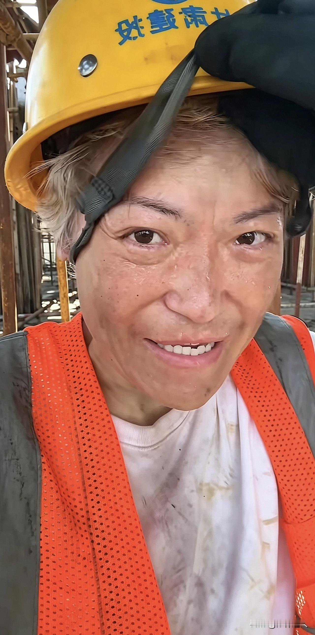 【唯道心语】死在赚钱的路上：不是励志而是悲剧

刚才，耍抖音看到一个女生说：“她
