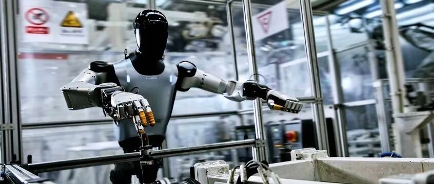 小米机器人已经开始在汽车工厂实习了，出了厂那就是熟练工了 