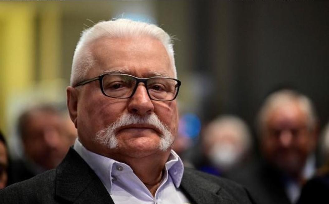 1995年，波兰总统瓦文萨竞选连任失败后，又回到原来的工厂，干起了老本行电工。