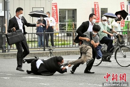 刷到好多人说“山上彻也无罪”，安倍晋三遇刺案尘埃落定，而被网友戏称『国服第一枪手
