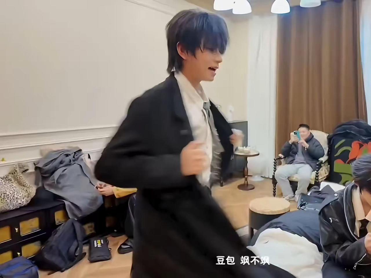 豆包 飒不飒  好可爱的宝宝可爱