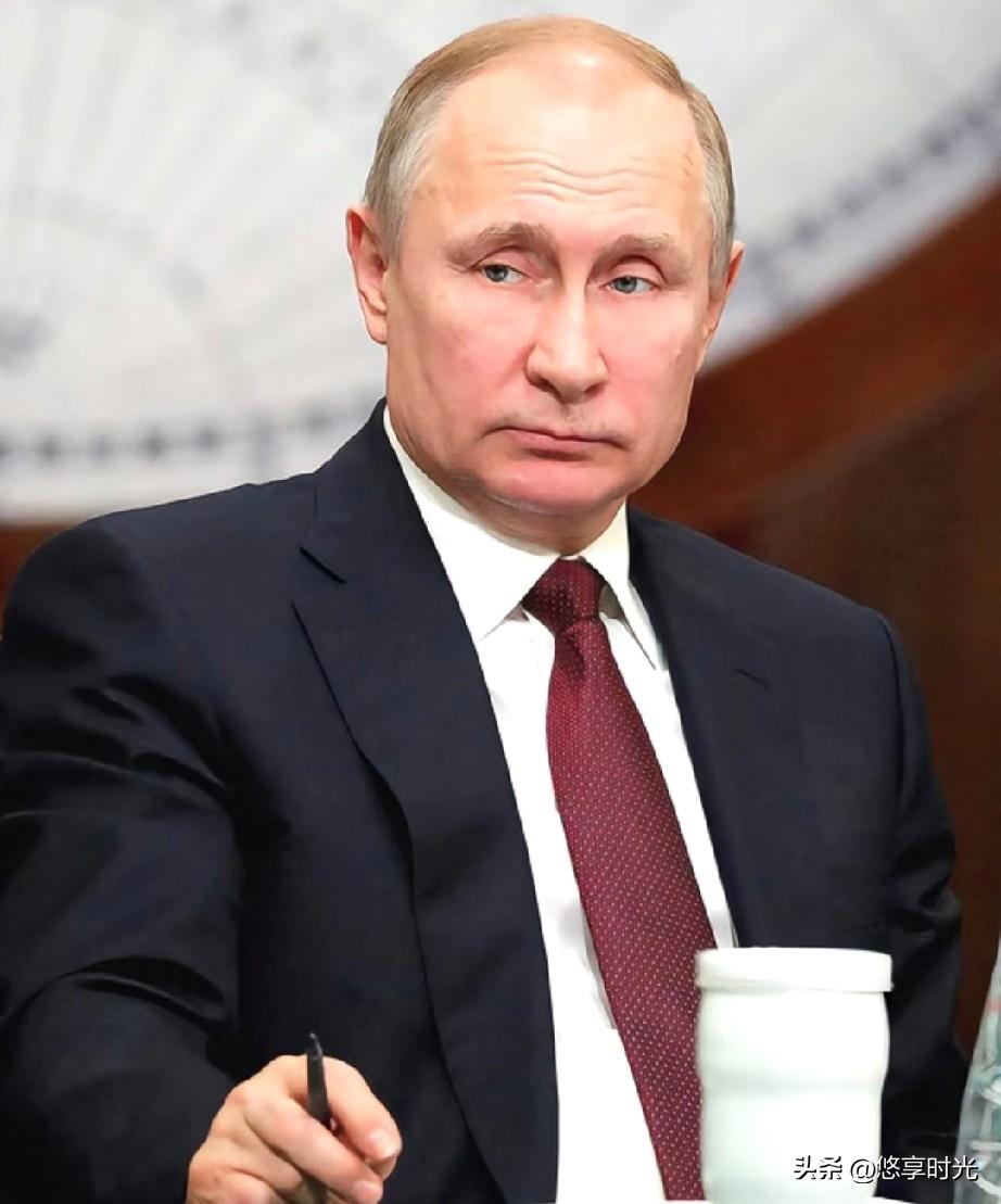 伊朗最高领袖被炸身亡，普京最新发声果然够狠！3月1日，针对伊朗最高领袖哈梅内伊在