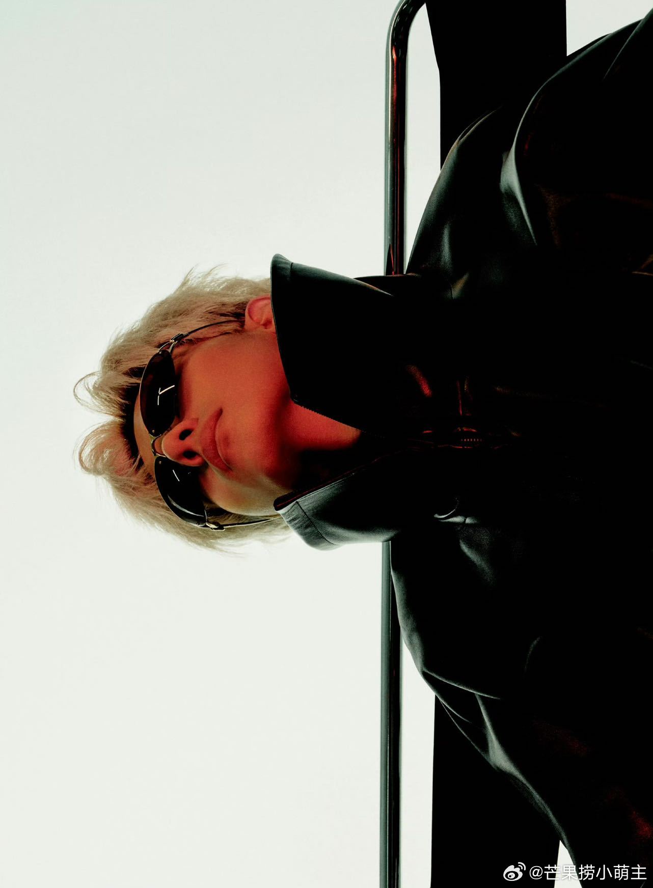 胡先煦上城士非遗巡游展胡先煦上海路透生图 还得是角色抬演员，小胡在飞驰3上映后首