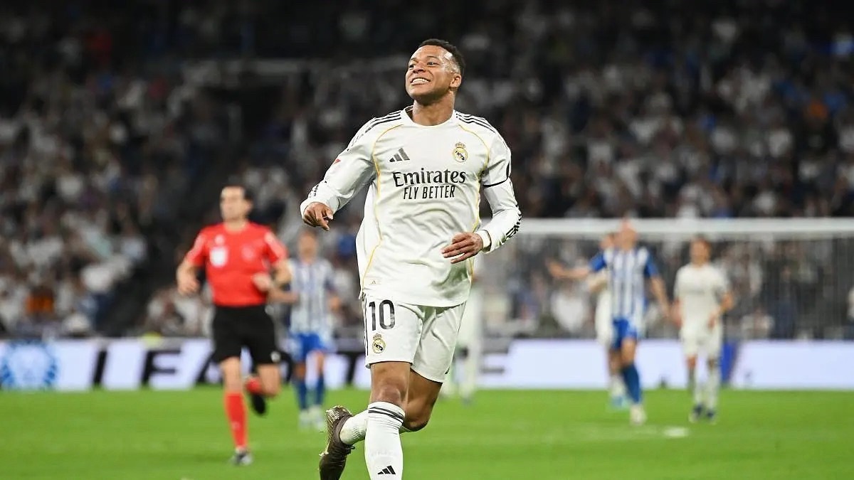 北京时间25日3点，西甲第32轮，皇马客战皇家贝蒂斯。赛前，姆巴佩进入球队大名单