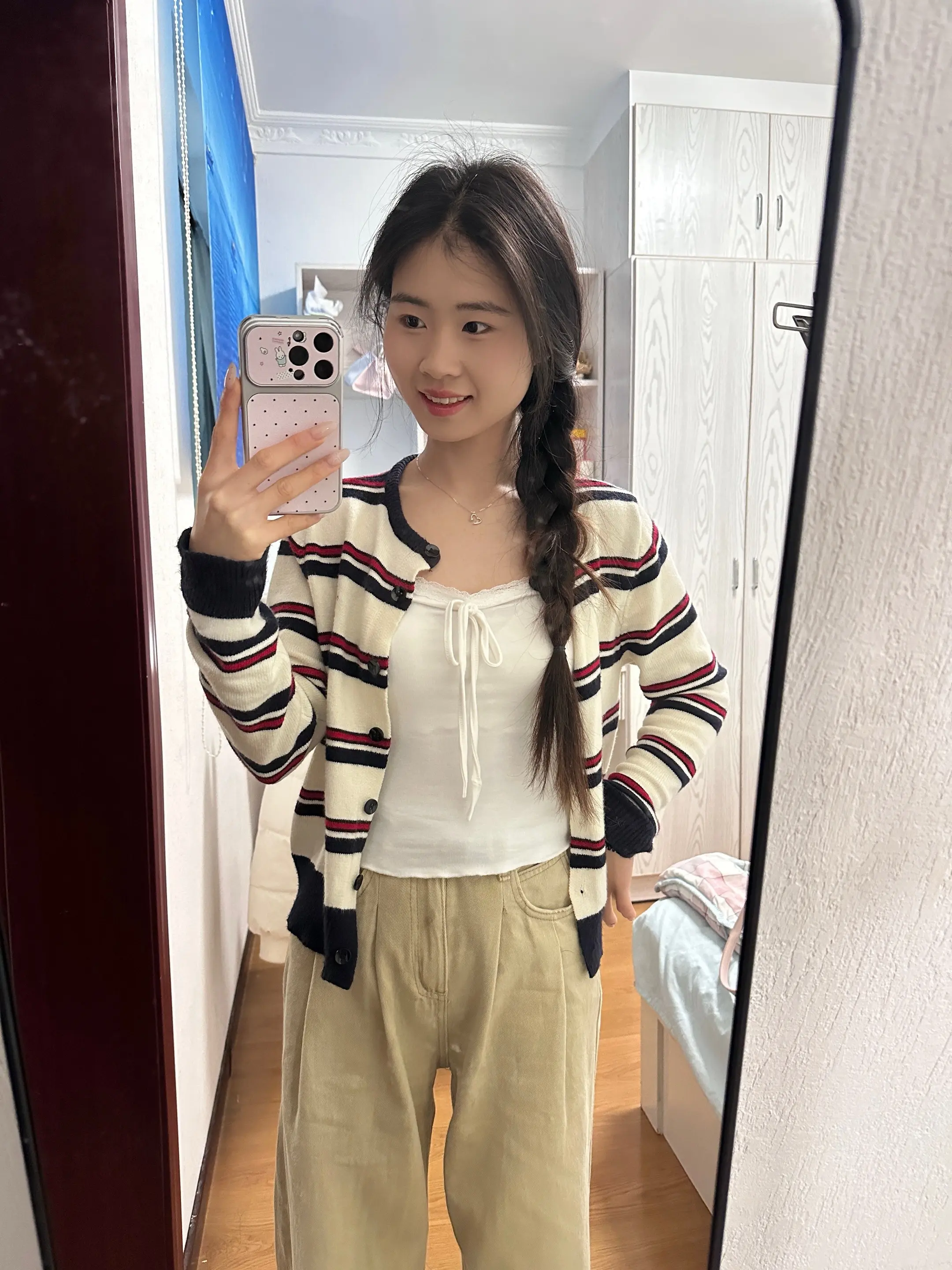 “找老婆就要找个子小的，小个子的女生穿的了平底鞋，驾驭的了高跟鞋，胖一...