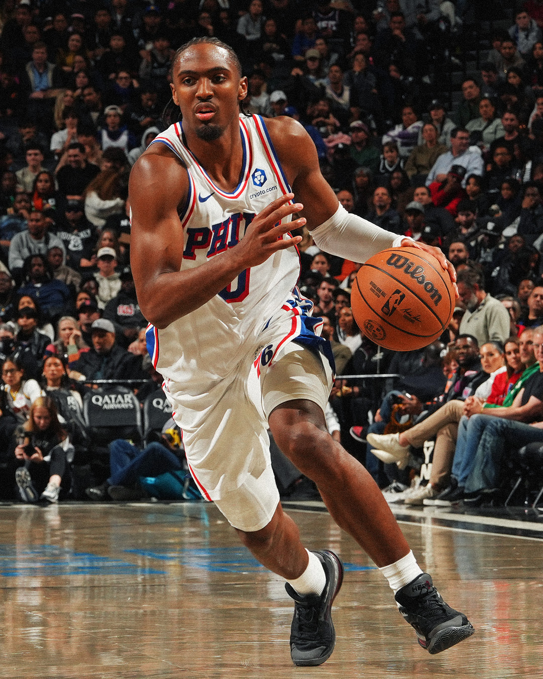 太炸裂了！本赛季至今的马克西……[吃惊]——场均出战42.5分钟，联盟第一——爆