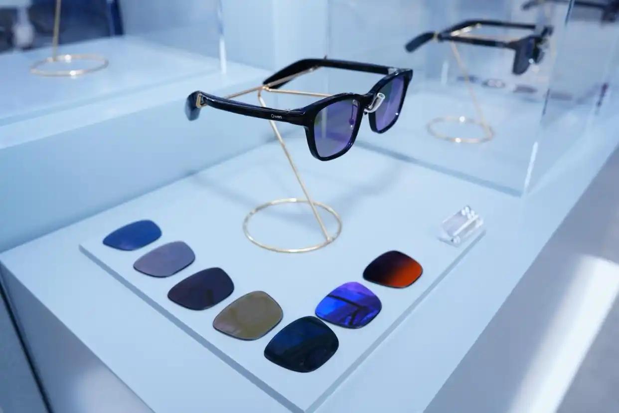 实情公布，这款让Meta折戟的中国AI眼镜彻底火了!

今年的MWC展会上，千问