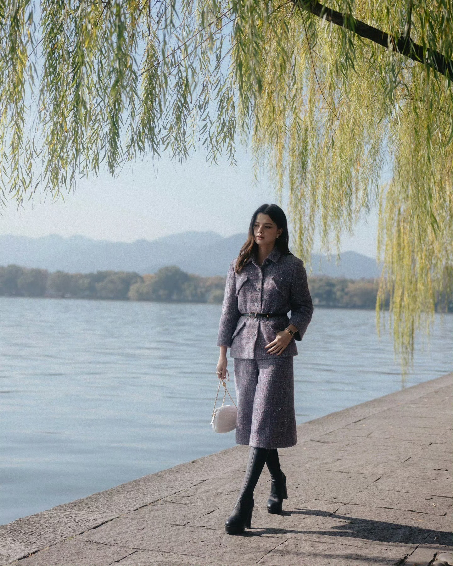 泰国区的三位明星都最低24秋冬[喵喵]国内不能太差了吧 