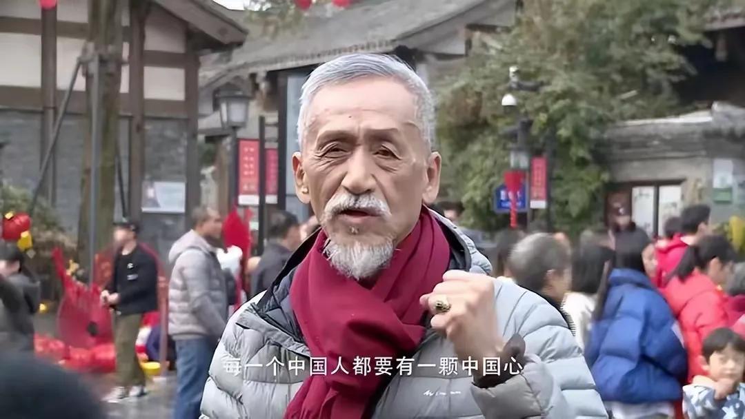 华语音乐著名的音乐人陈彼得去世。享年82岁。
老人家年轻的时候非常的高产。创作了