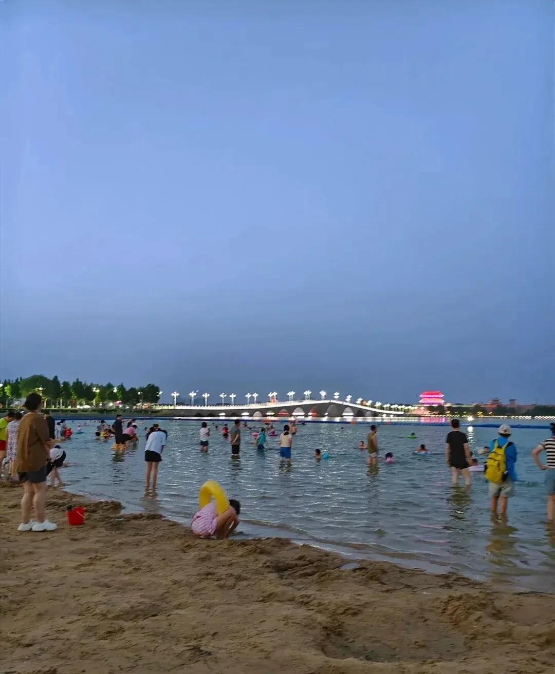 聊城的夏天确实炎热，不过作为“江北水城”，这里其实藏着不少清凉好去处。无论是天然