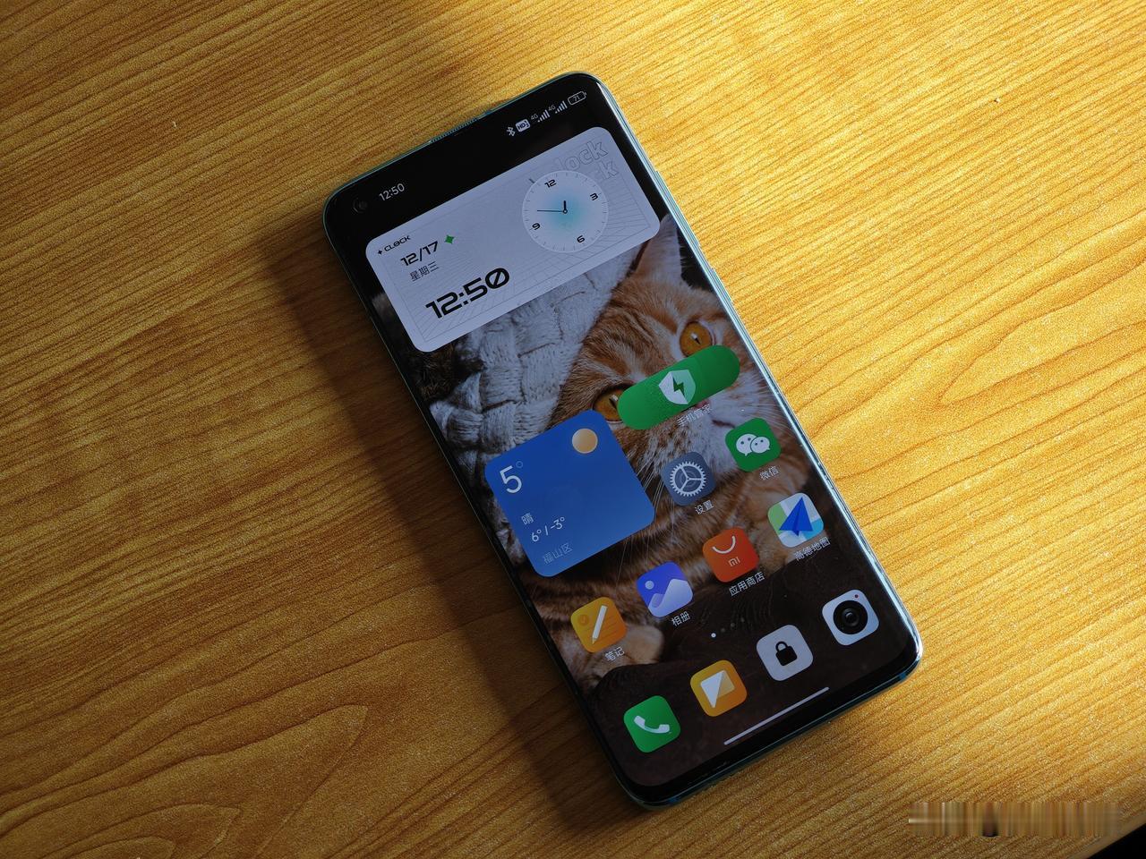 挺有意思的，昨天看到k80 的热搜，我说了不相信一个人能连续买到4台故障手机，结