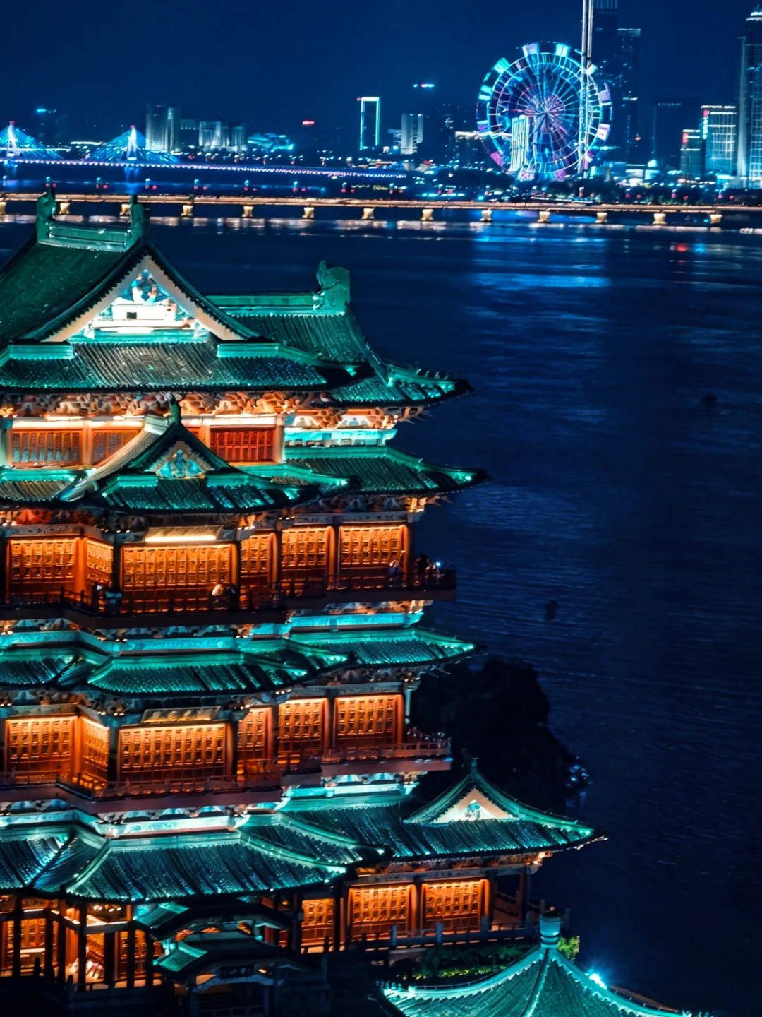 J人对自己熬夜做的南昌攻略..满意到睡不着