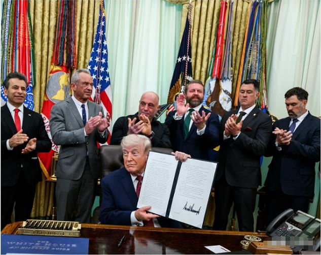 为了访华，美国忍了。4月19日，根据知情人士透露，美国内部正在就是否下令派出地面