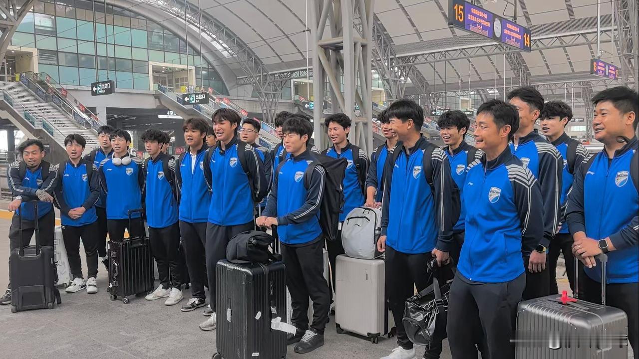 楚超武汉华工科技队出征！4月19日晚，武汉华工科技队将客战十堰，迎战十堰武当队！