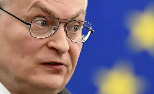 近日，立陶宛总统瑙塞达在接受采访时声称，中方因为台湾问题“无理打压”立陶宛多年，