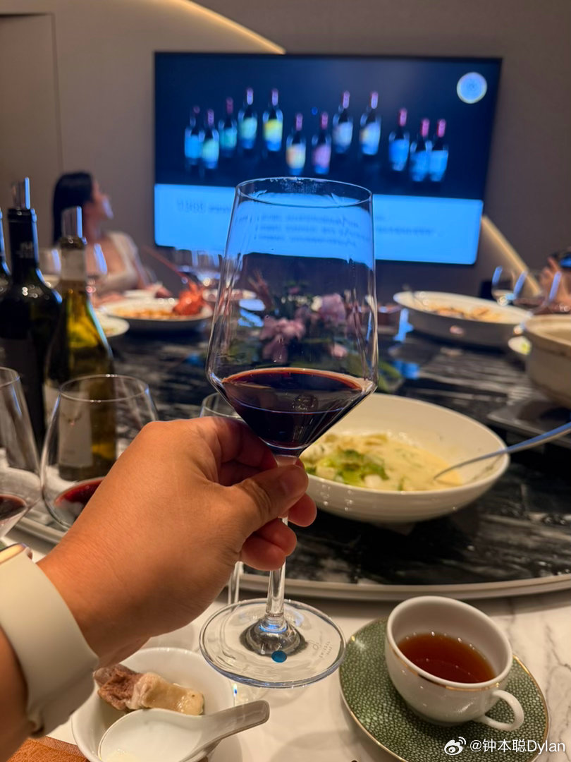 中国最顶级的世界级葡萄酒——美贺酒庄[赞][赞][赞]美的何享健家族打造的世界级