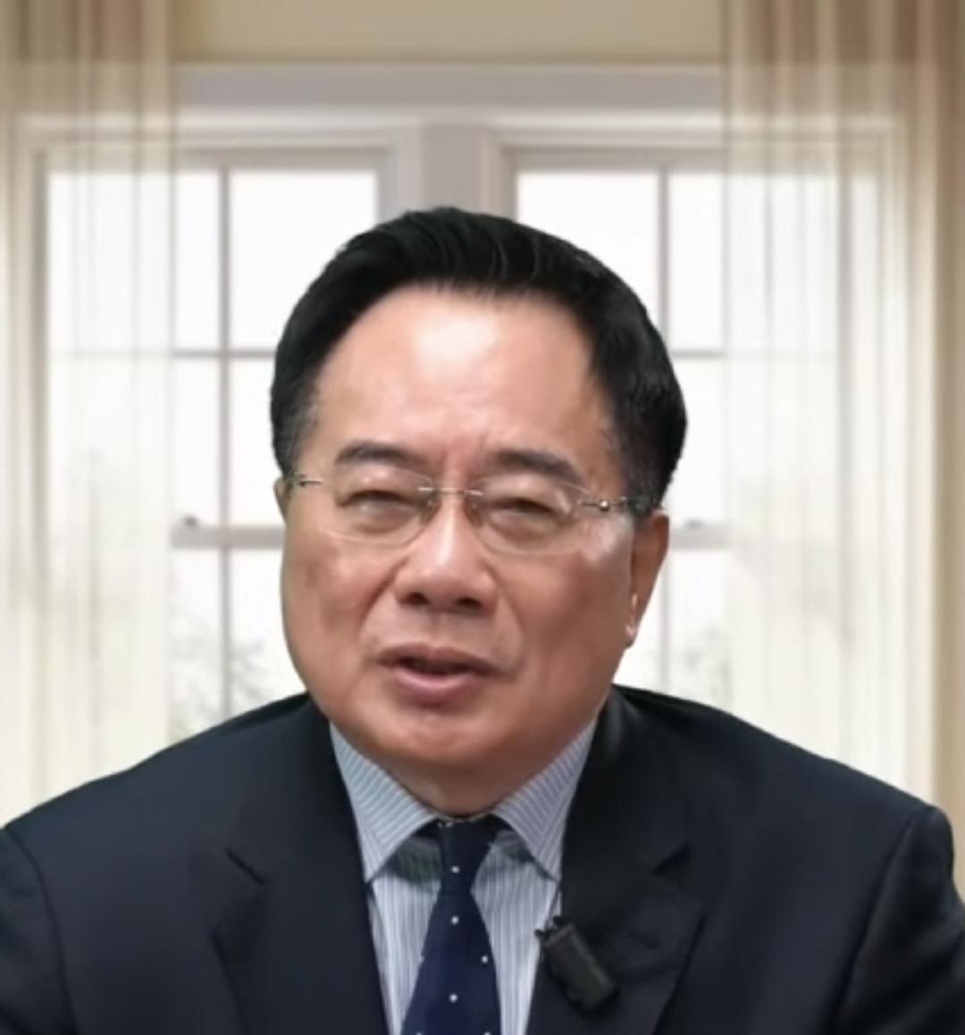 12月31日，蔡正元说关于自己的案子二审维持原判：判刑三年零六个月。
虽然不知道