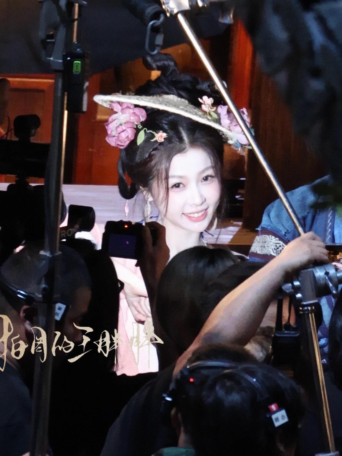 家盼貌美如花 ​​​