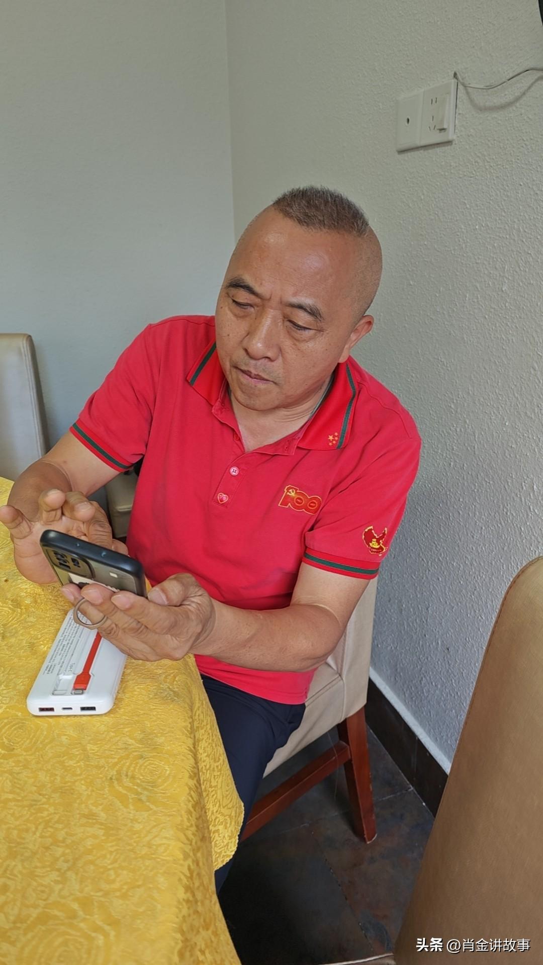雷歌故事之二

一段情缘就此遗憾落幕
 
年岁渐长，亲友纷纷为我牵线搭桥。有人介