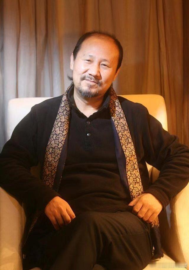 腾格尔老一辈歌手的格局歌手2026输赢皆是浮云热爱永不褪色，腾格尔以大格局诠释歌