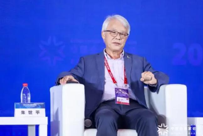 专家：年轻人不肯生孩子，过几年估计生源都不够
此语是加拿大工程院院士、香港中文大