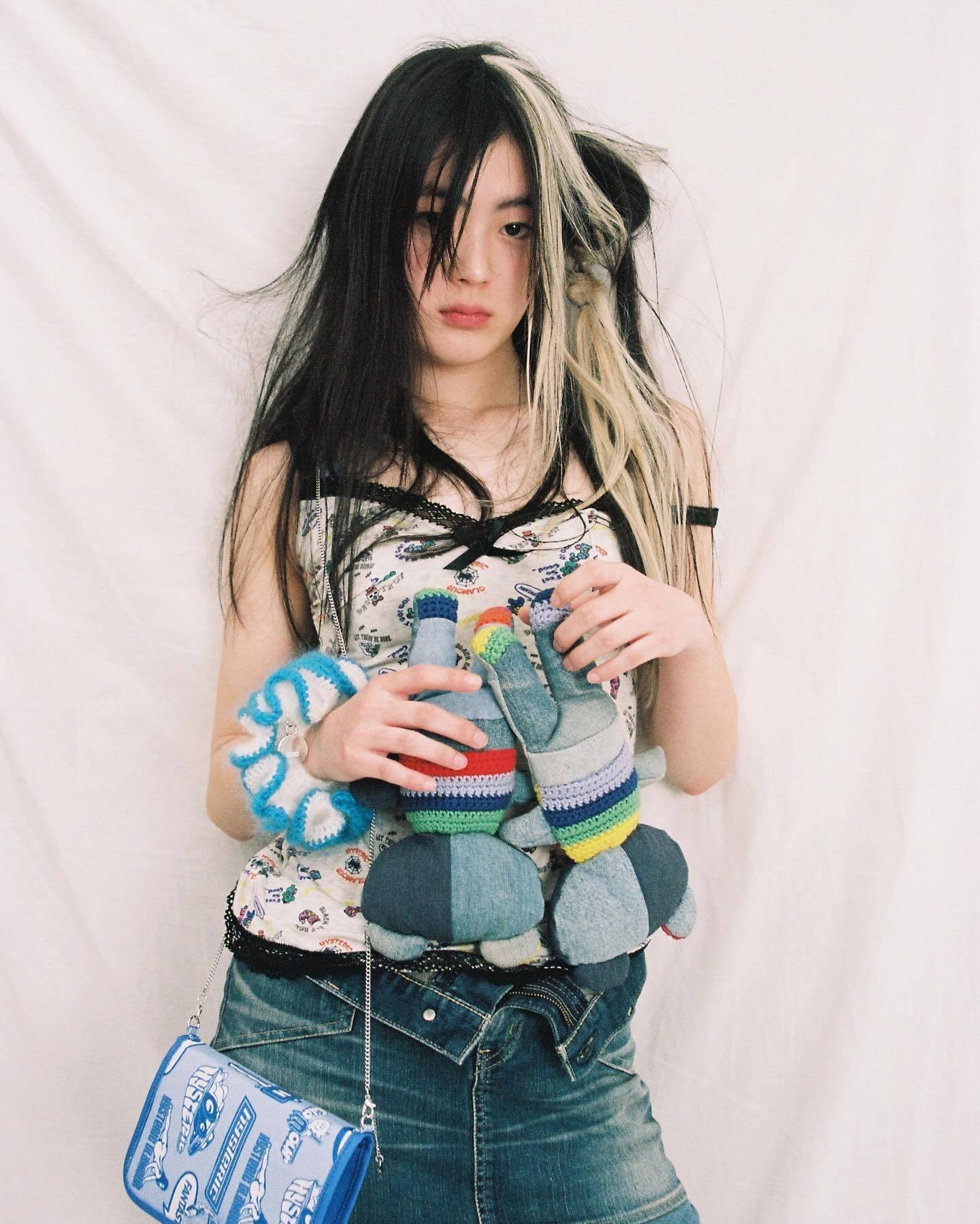 Small circle of friends 👭🏻Hysteric Gla