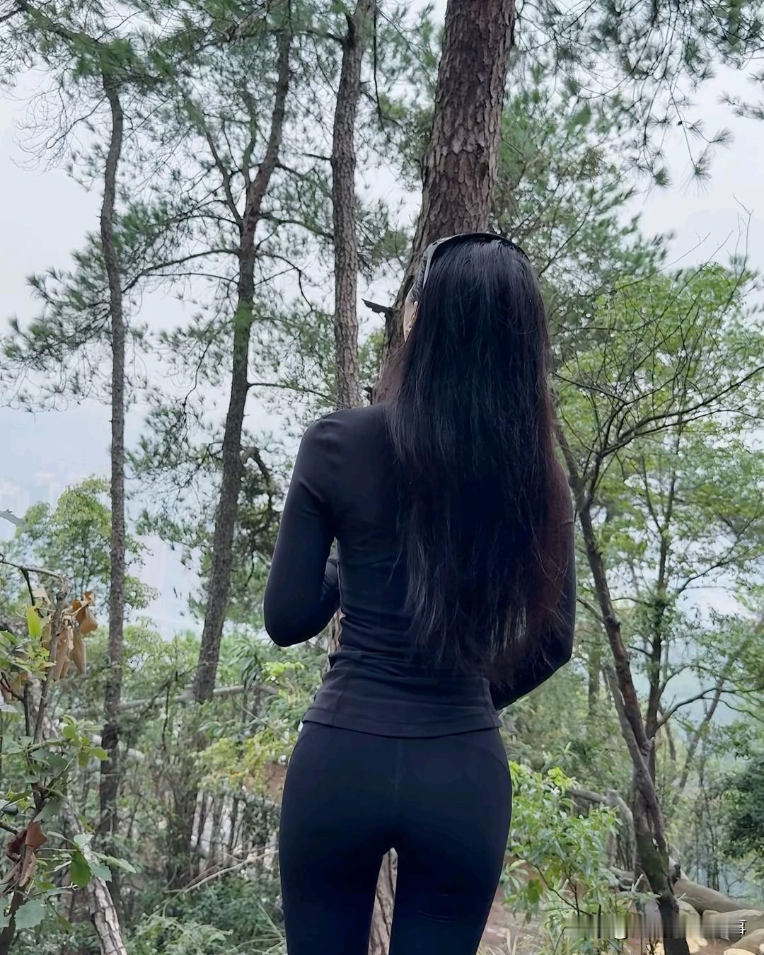 说实话，你觉得“剩女”这个词被污名化了吗？

俗话说，“女大三，抱金砖”。从这个