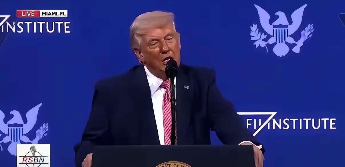 特朗普：“所有缺油的国家，我给你们建议：第一，从美国买，我们有的是；第二，鼓起勇