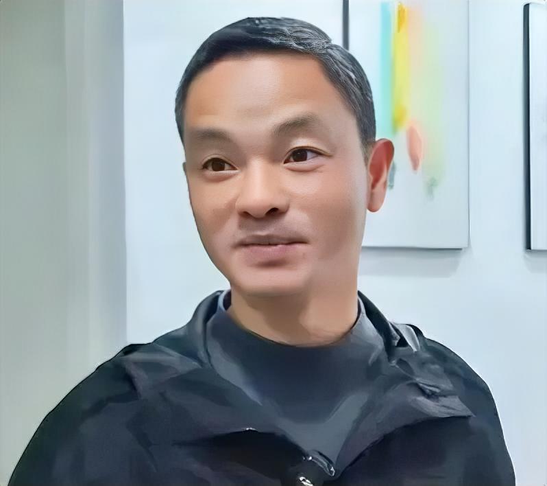 “这样的人品全国罕见！”男子离异后1岁女儿判给前妻，从此再无交集！没想到，23年