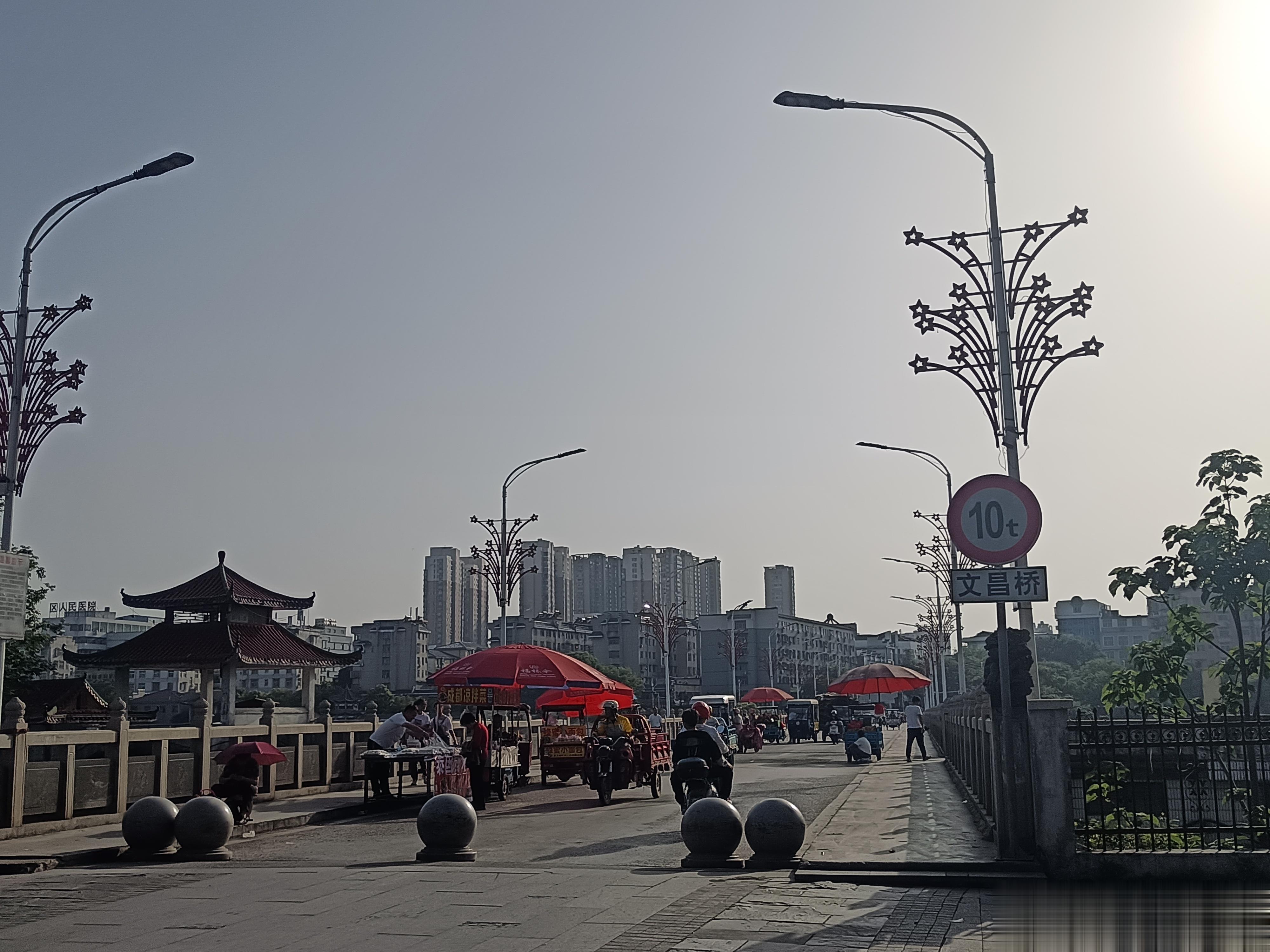 抚州文昌桥，江西经典款大型砂岩制多拱石桥，连接府城和水东外溢街区（文昌里）的要道