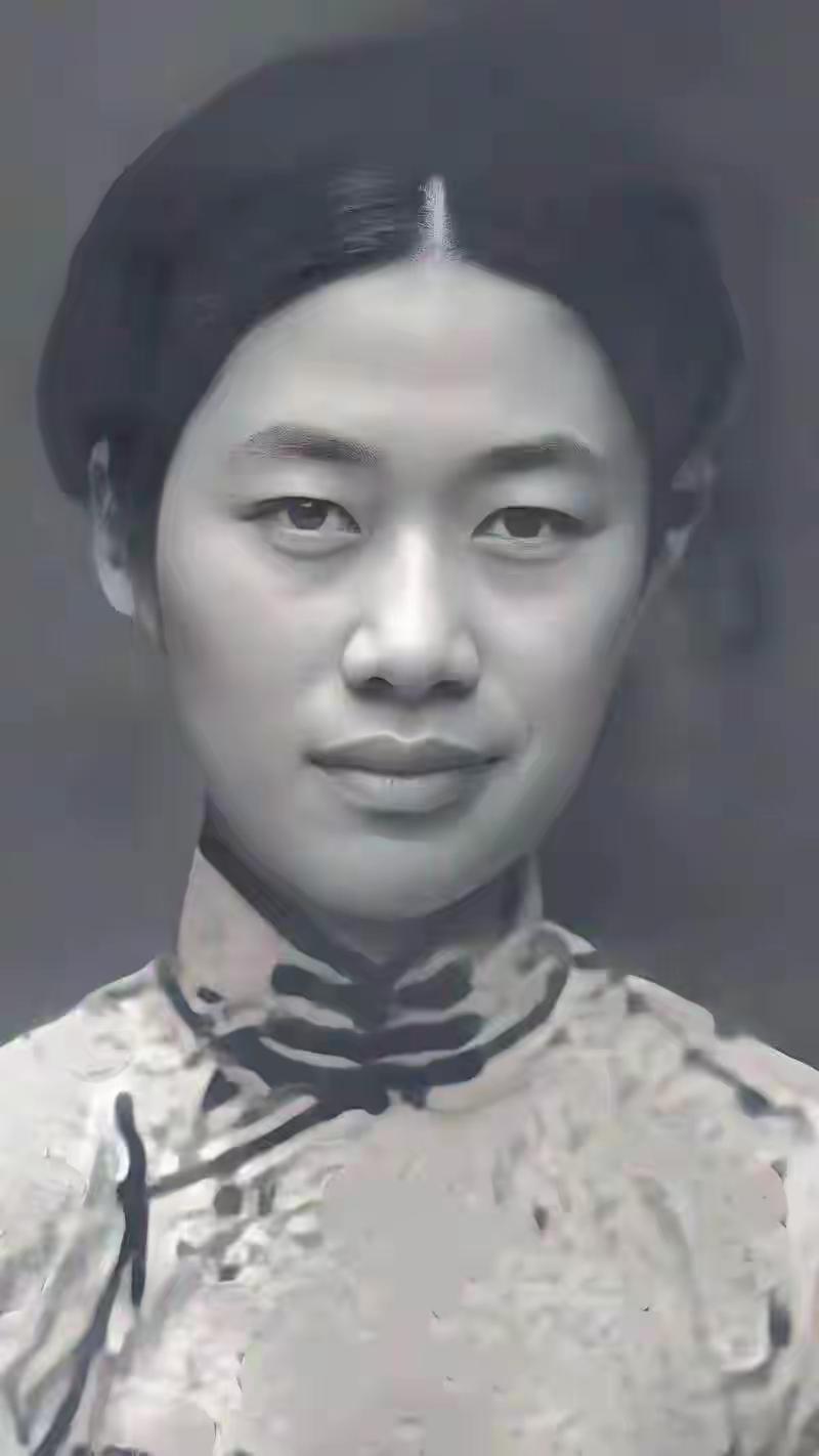 从纽约时报头版到文革生死劫，燕大校花赵萝蕤的旷世才华及婚恋。

赵萝蕤是谁？现在