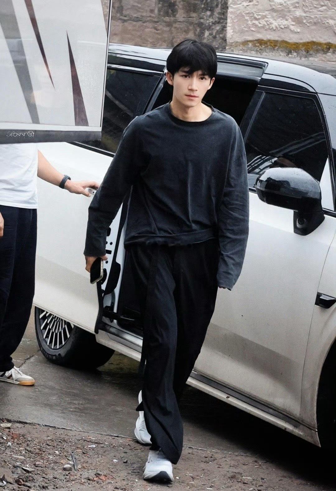 王星越素颜和妆后没区别啊 ​​​