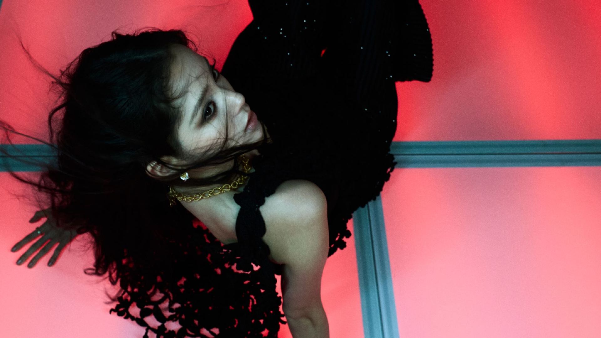 微博之夜第一个出图的是欧阳娜娜 首个出图就赢麻了！欧阳娜娜的审美品味从没掉线，越