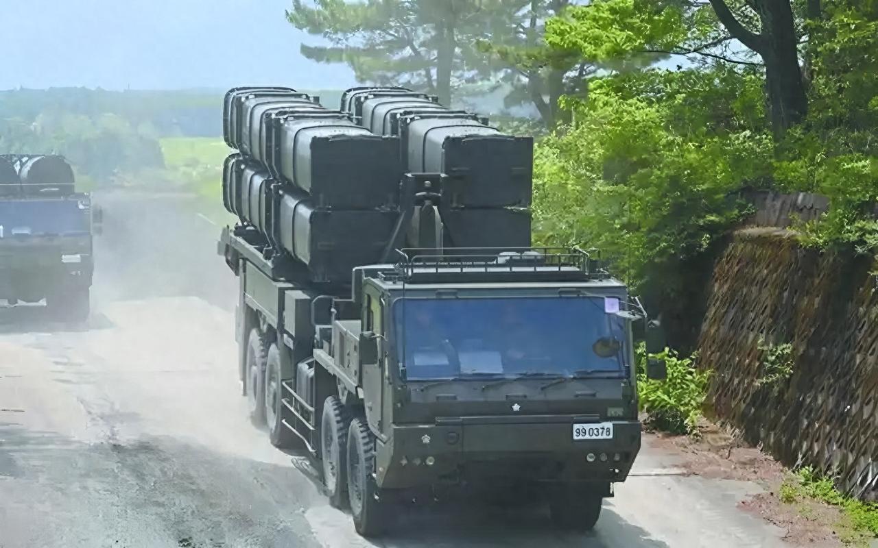 日本在与那国岛继续按原定节奏摆上03式中程导弹，在石恒岛把12式反舰导弹也放了上