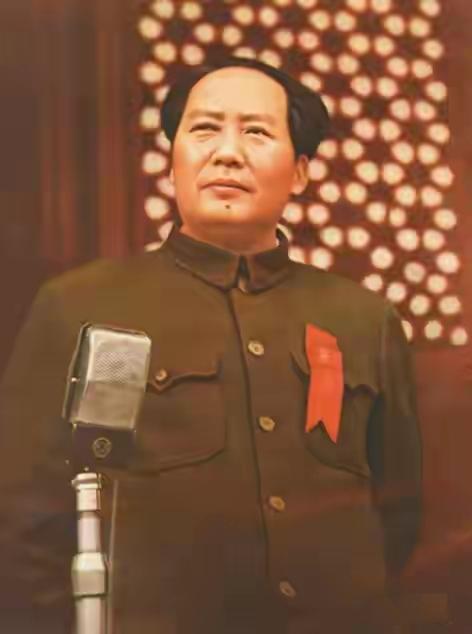 东方红，太阳升，中国出了个毛泽东。