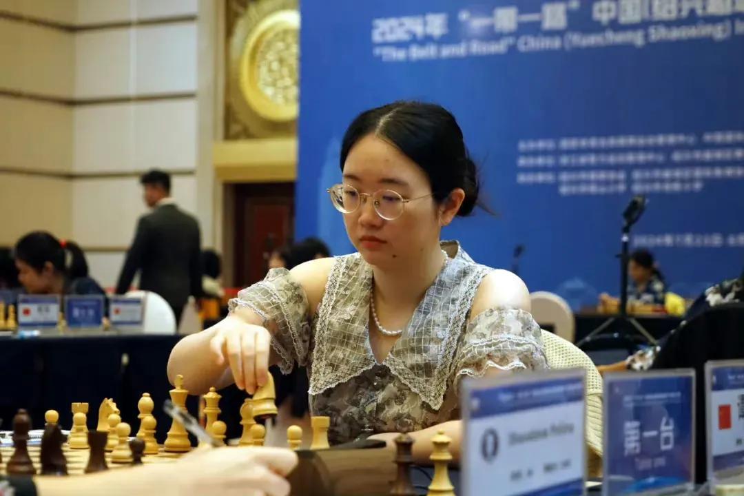 “一带一路”绍兴越城国象公开赛落幕 ，谭中怡再获冠军，获奖金29万元，另一位中国