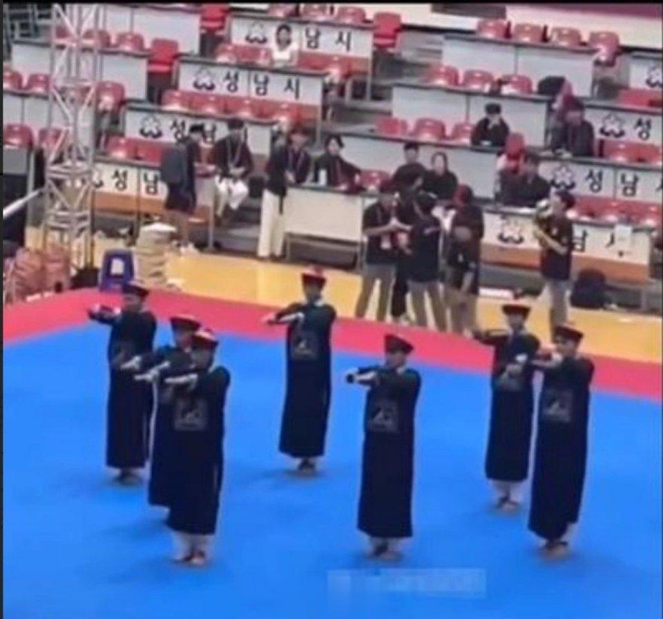 中国跆拳道协会对深圳X-跆拳道馆表演僵尸舞进行处罚！中国大部分人是没有一点点意识